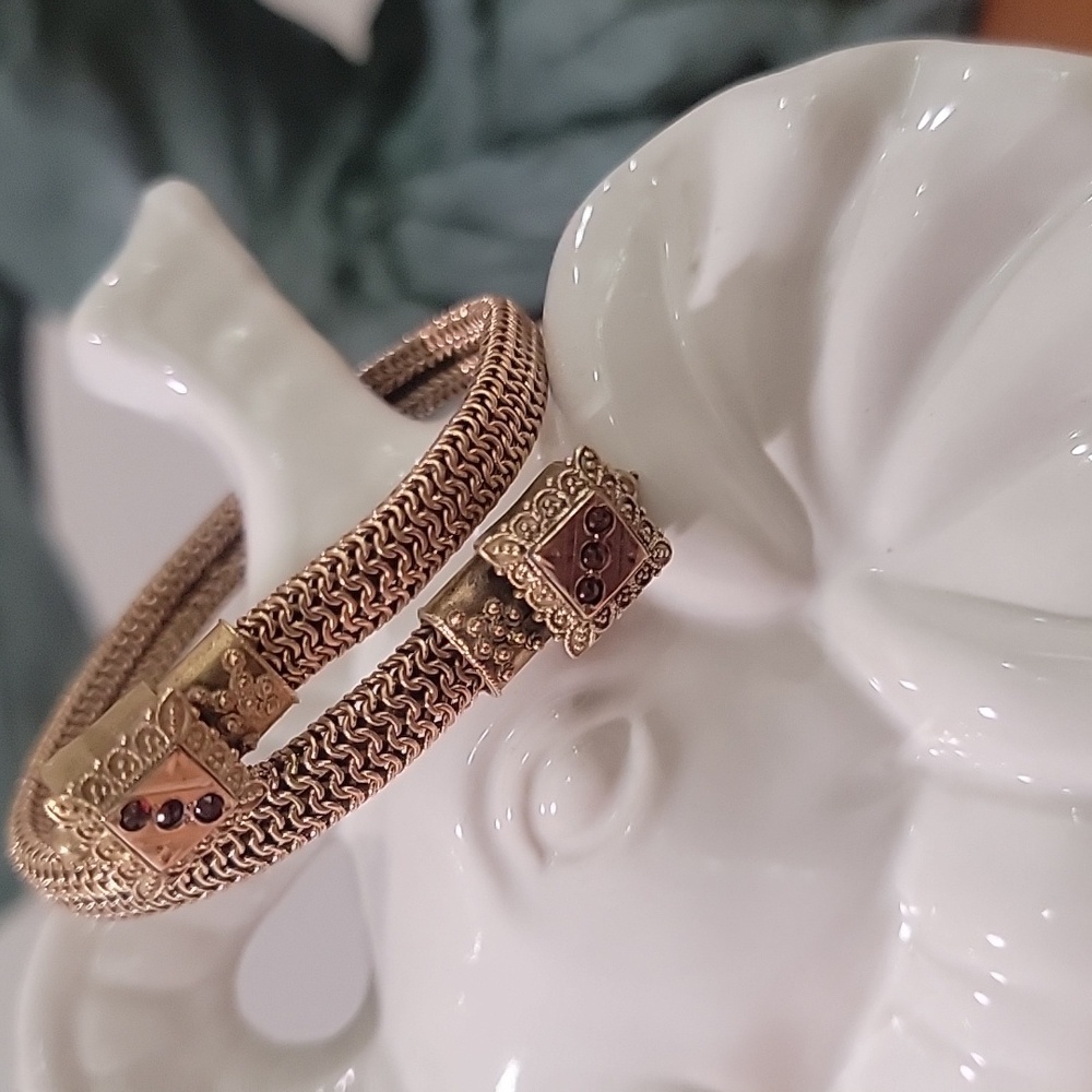 ANTIQUE BRASS LATE VICTORIAN  BRACLET